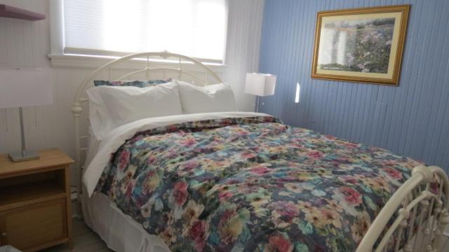 The Jellybean Heritage Inn Сент Джонс Екстериор снимка